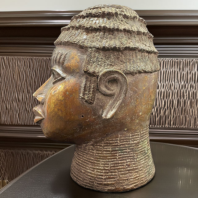 African Benin Ile-Ife bronze 67 Right Side
